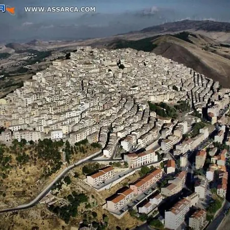 Al Centro 度假居 *
